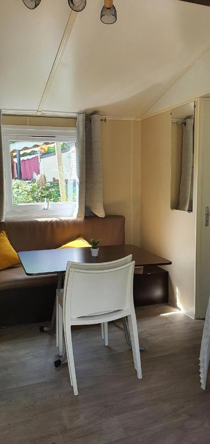 Mobil Home Climatise 6 Personnes La Roque-d'Antheron Exterior photo
