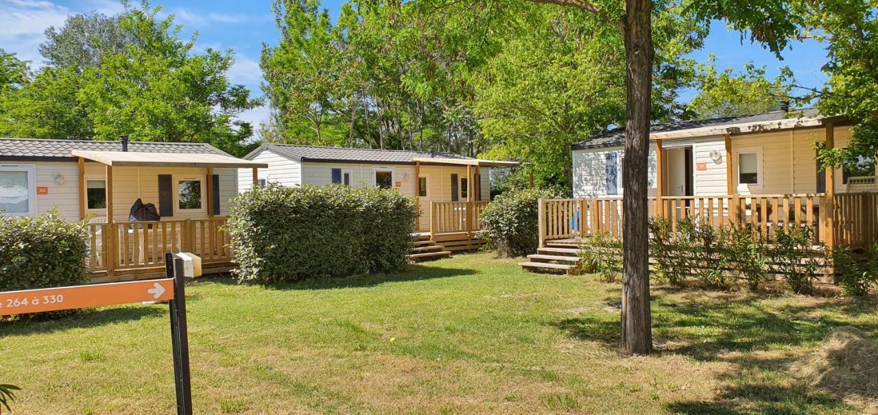 Mobil Home Climatise 6 Personnes La Roque-d'Antheron Exterior photo