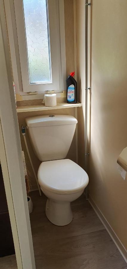 Mobil Home Climatise 6 Personnes La Roque-d'Antheron Exterior photo